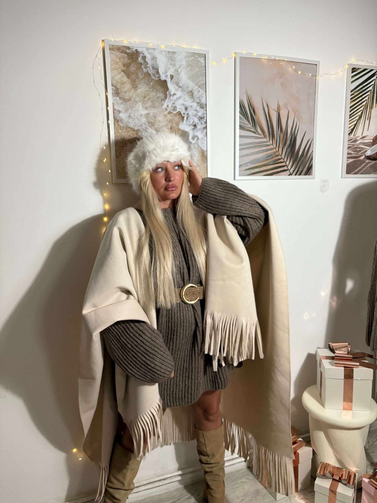 Cape beige à franges – Élégante et tendance – Image 4